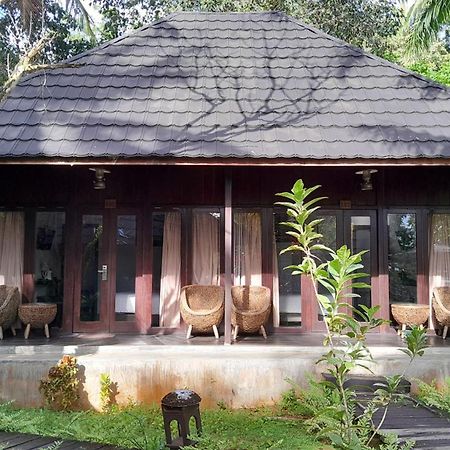 Kasuari Valley Beach Resort Sorong Exteriér fotografie