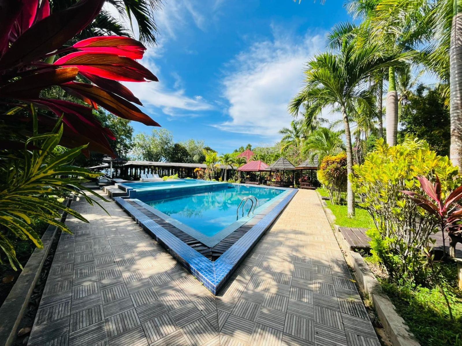 Kasuari Valley Beach Resort Sorong Exteriér fotografie